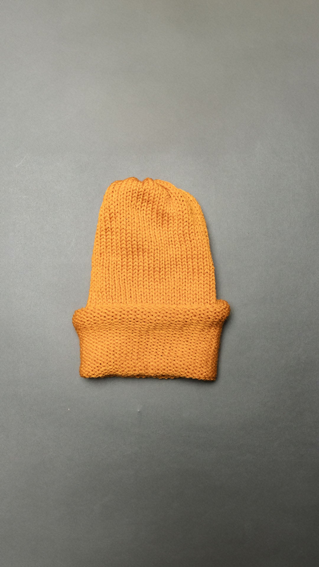 MUSTARD.BEANIE